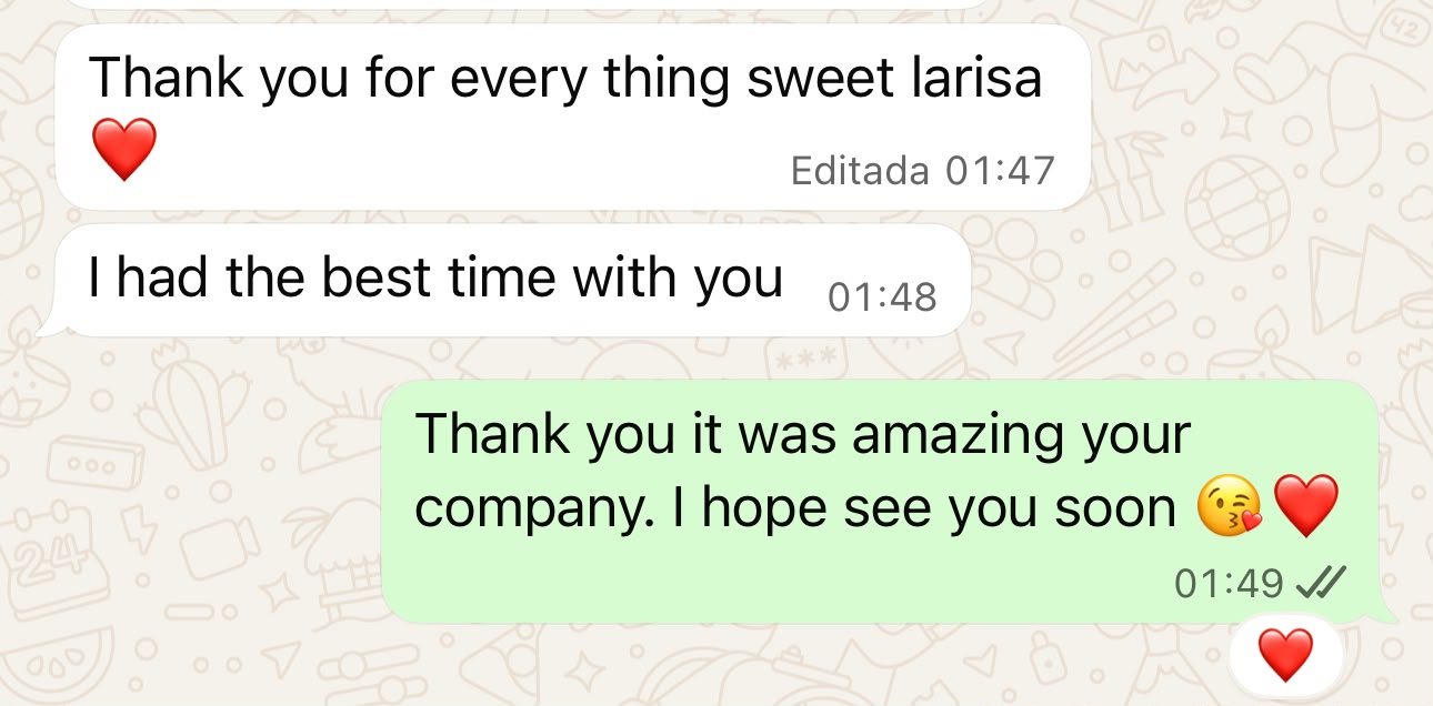 WhatsApp testimonial from a private client saying they had the best time with Larissa.
